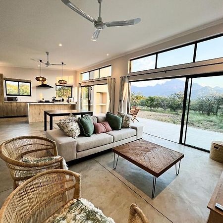 24 Degrees South Country Estate Villa Hoedspruit Eksteriør bilde
