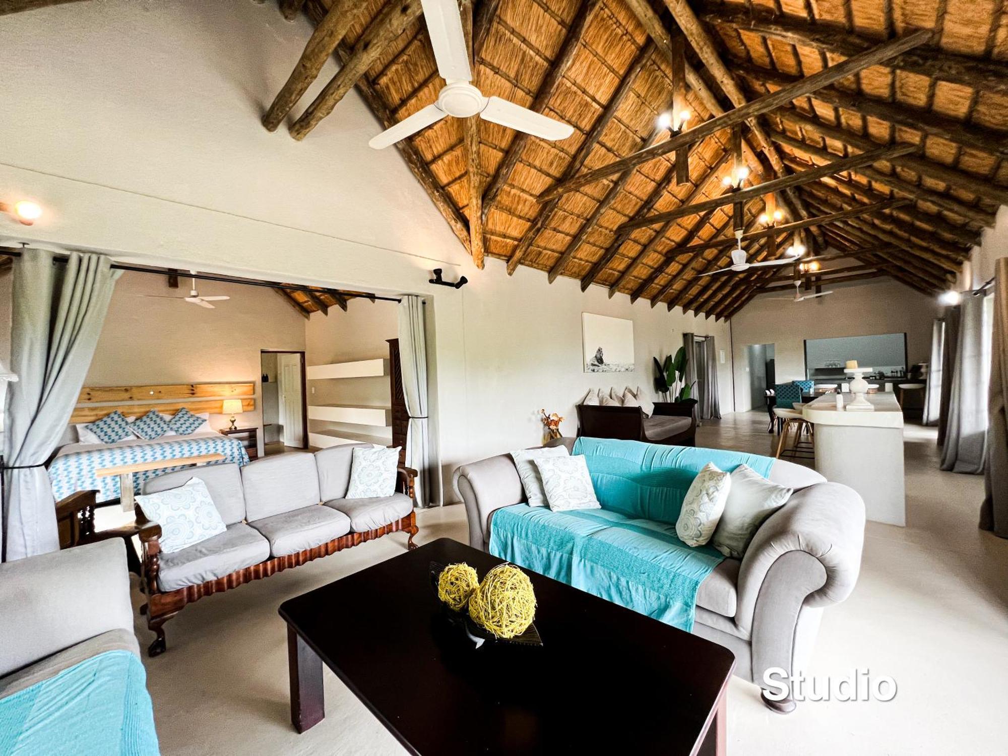 24 Degrees South Country Estate Villa Hoedspruit Eksteriør bilde