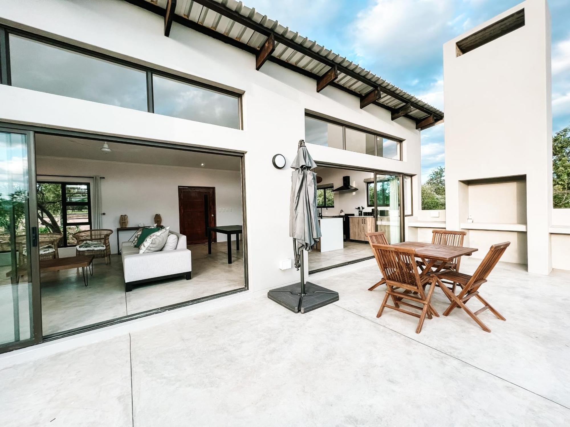 24 Degrees South Country Estate Villa Hoedspruit Eksteriør bilde