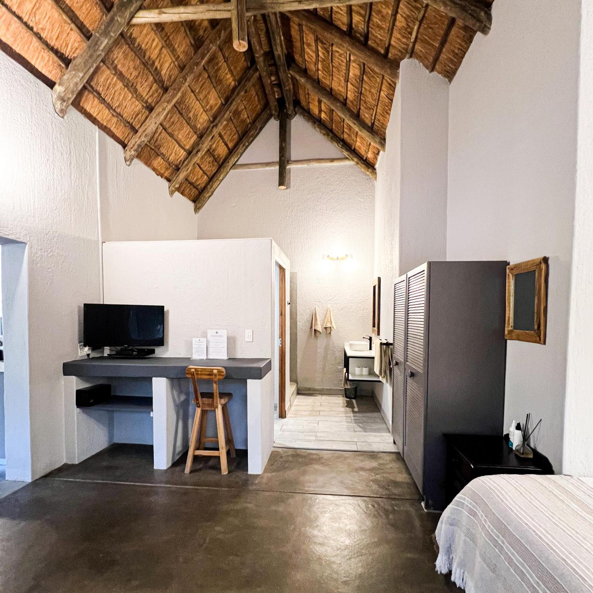 24 Degrees South Country Estate Villa Hoedspruit Eksteriør bilde